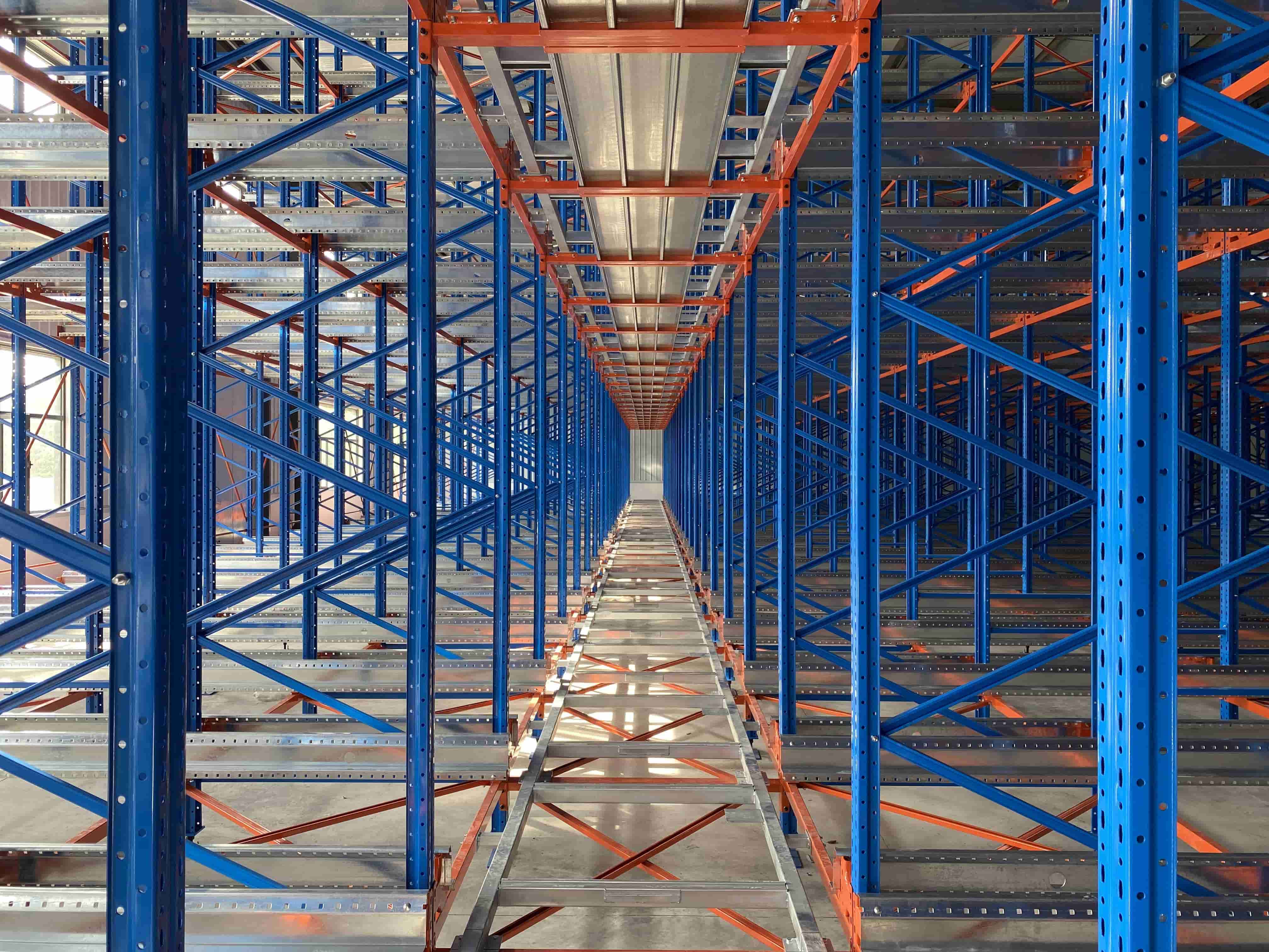 某公司穿梭车立体库货架案例